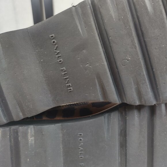 Donald J Pliner Carsyn Leopard Lug Sole Chelsea Tan & Black Boots Women US 9M - Picture 13 of 14